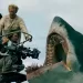Steven Spielberg e Bill Butler durante le riprese del film “Lo squalo”