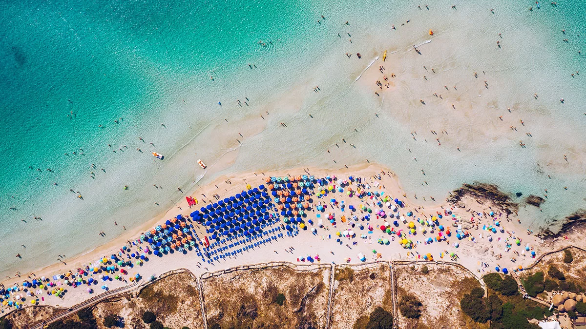 Veduta aerea della spiaggia de La Pelosa di Stintino. ? Depositphotos