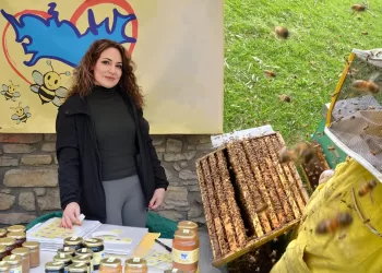 Anna Maria Cabiddu apicoltrice di Siurgus Donigala
