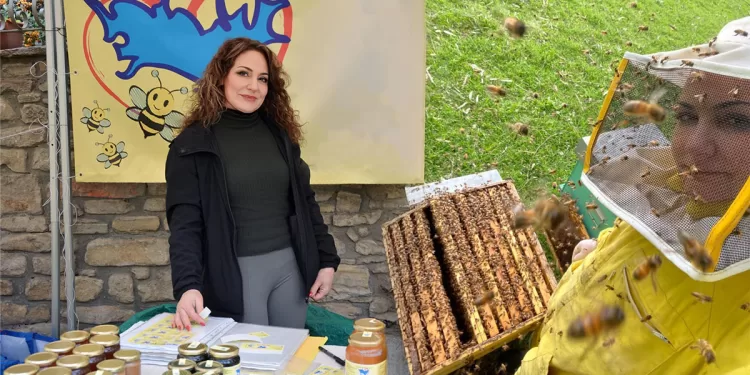 Anna Maria Cabiddu apicoltrice di Siurgus Donigala