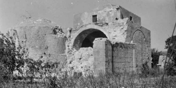 Basilica San Saturnino, Cagliari (maggio 1943): i danni provocati dai bombardamenti