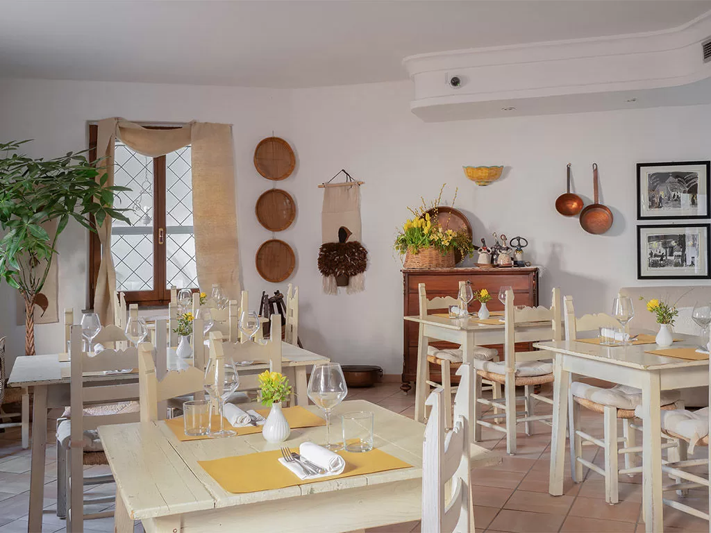 Hotel ristorante Su Barchile a Orosei, una sala ristorante