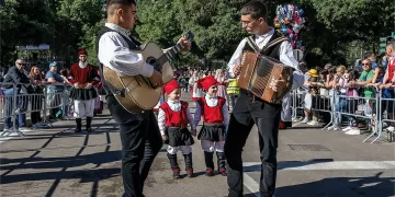 Cavalcata Sarda 2024. Bambini in costume tradizionale di Sassari. 📷 Francesco Merella
