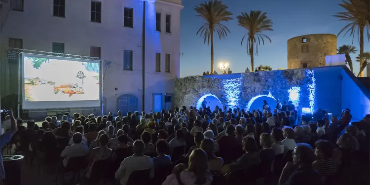 Una proiezione del festival “Cinema delle Terre del Mare” alla Juharia di Alghero. ? Mariachiara Sotgiu