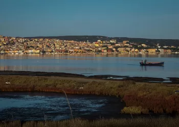 Panorama della città di Sant’Antioco. ? Depositphotos
