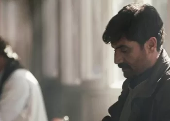 Un fotogramma del film “When the Walnut Leaves Turn Yellow” di Mehmet Ali Konar