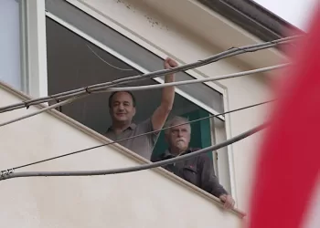 "Un paese di resistenza", documentario di Shu Aiello e Catherine Catella