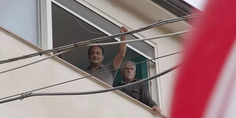 "Un paese di resistenza", documentario di Shu Aiello e Catherine Catella