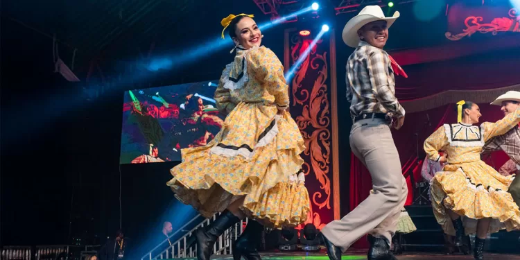 Il Ballet Folklórico de la Universidad Autónoma de Coahuila, Messico