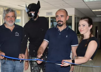 Carcere di Uta, taglio del nastro per la rinnovata sala d'attesa