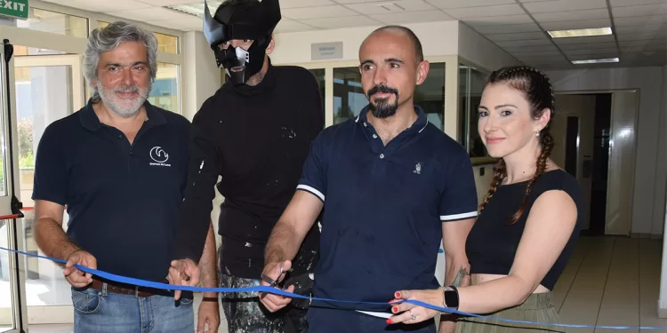 Carcere di Uta, taglio del nastro per la rinnovata sala d'attesa