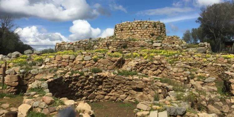 Nuraghe La Prisgiona ad Arzachena. ? Ge.Se.Co. Arzachena Surl