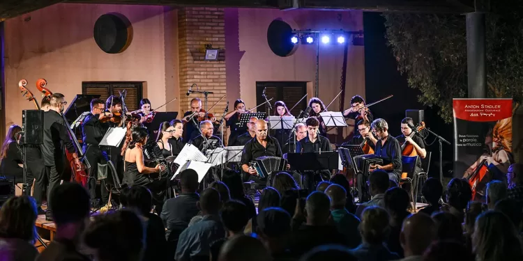 L’Orchestra Tipica di Tango del Conservatorio di Cagliari e il bandoneonista Fabio Furia