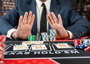 Texas Hold’em. ? Depositphotos