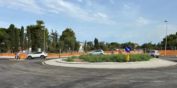 Apertura rotatoria tra via Nino Giagu e via Pietro Nenni a Sassari