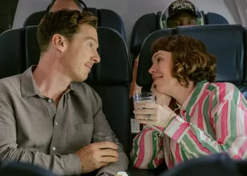 Benedict Cumberbatch e Olivia Colman nella commedia “I Roses”