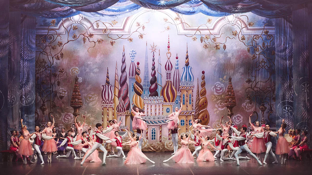 "Lo schiaccianoci" del TAM Ballet