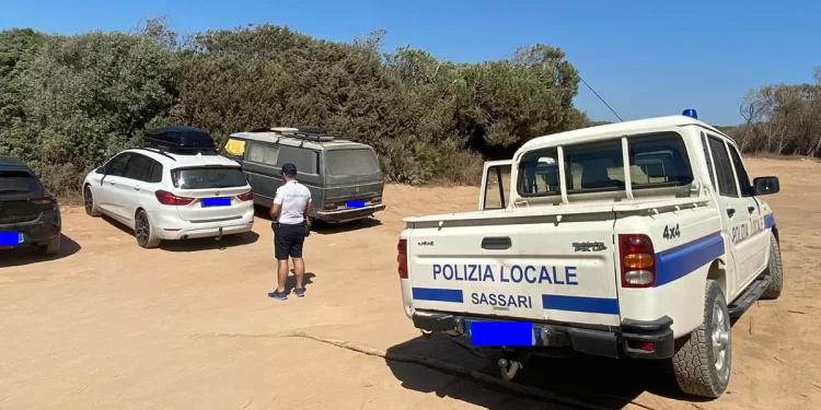 Polizia Locale Sassari, operazione "Litorali sicuri" a Porto Ferro