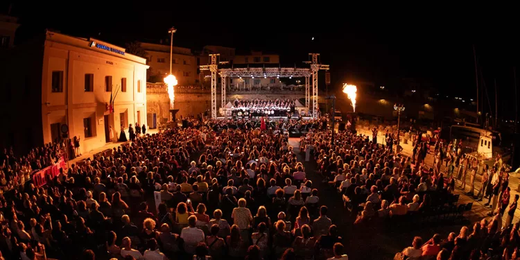 Carmina Burana al porto di Alghero. Foto di Elisa Casula