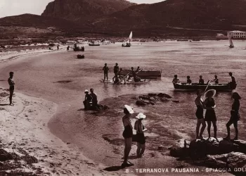 Golfo Aranci in una vecchia cartolina del 1937