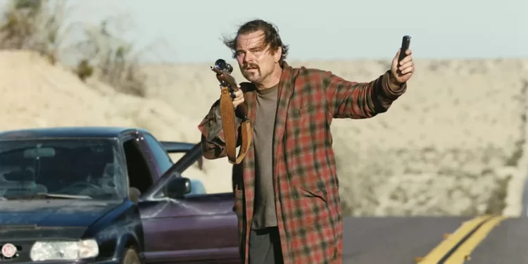 Leonardo DiCaprio nel film “Una battaglia dopo l’altra” di Paul Thomas Anderson