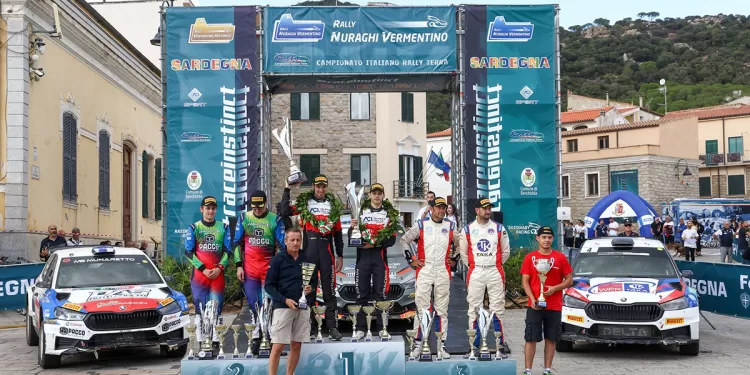 Il podio del 22° Rally dei Nuraghi e del Vermentino. Foto Aci Sport