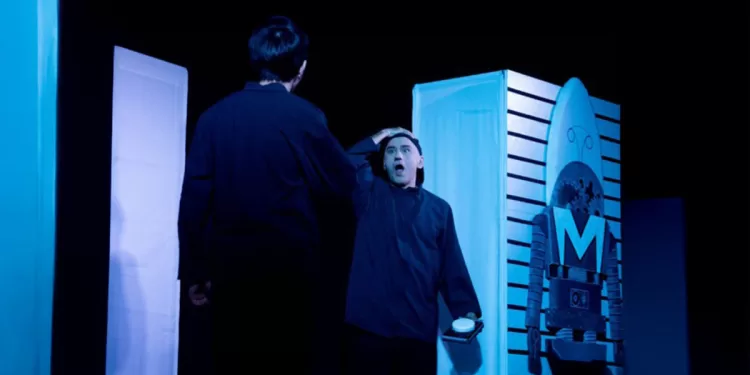 Lo spettacolo “Regolimondo” della compagnia Teatro d’inverno