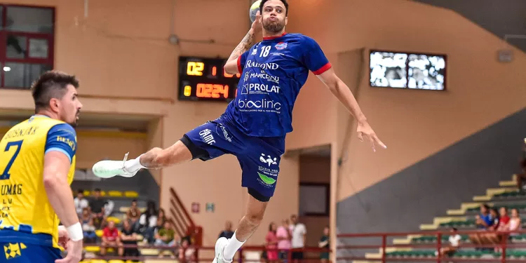 Rohnan Conte-Prat, miglior marcatore di giornata per la Raimond Sassari. Foto Claudio Atzori