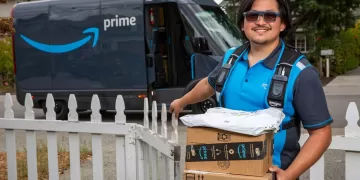 Amazon lancia gli occhiali smart per i corrieri