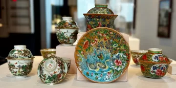 Teiere e tazze cinesi dell’Ottocento in mostra al Museo d’Arte Siamese Stefano Cardu di Cagliari
