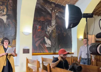 Donne al muro: Liliana Cano ad Oliena