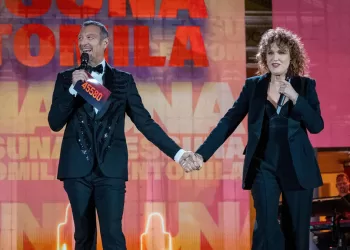 Fiorella Mannoia e Amadeus. Foto Angela Orefice