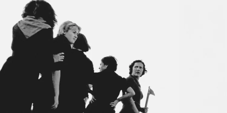 Gerda Taro, Miliziane repubblicane, 1936