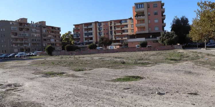 L'area incolta in via Lussemburgo a Quartu