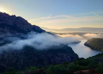 8° concorso “Anglona Photocontest”. Premio Copertina: Anna Kowalska “Mattina a Santa Maria Coghinas”