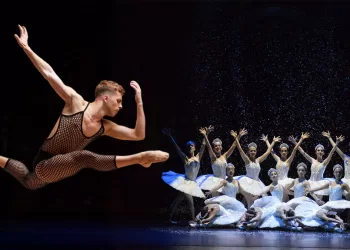 Angelo De Serra e le ballerine della DanSoul Studio