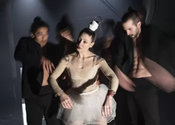 “Coppelia - Un ballet mécanique” della compagnia blucinQue