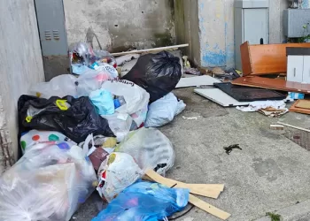 Cagliari, rifiuti abbandonati a Sant'Elia