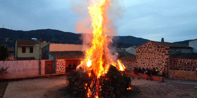 Su Fogu de Sant’Antoni ad Allai