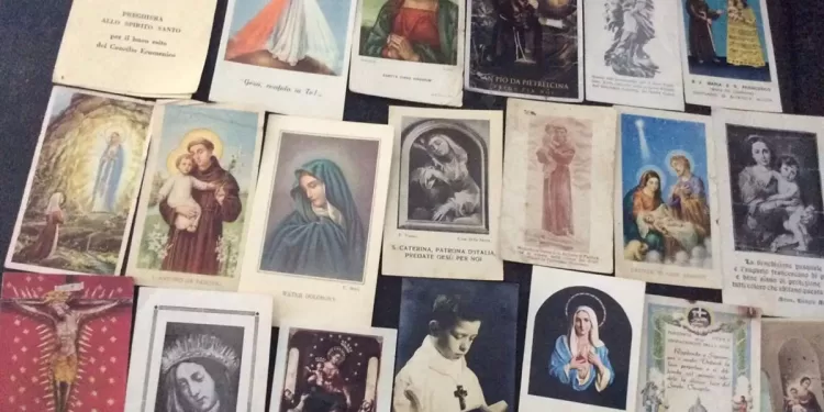 Mostra di santini e composizioni di arte sacra a Quartu