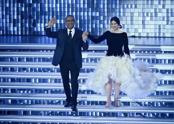 Carlo Conti e Laura Pausini Sanremo 2026