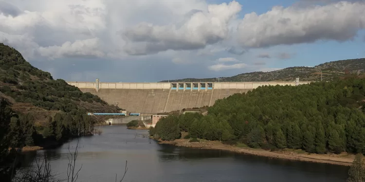 La diga “Eleonora d’Arborea” sul lago Omodeo. Gianni Careddu - Opera propria, CC BY-SA 4.0