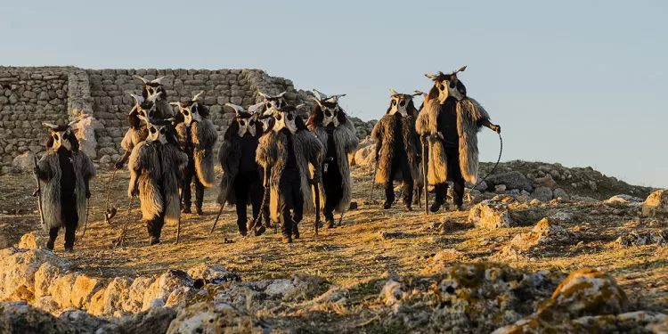 Maschere di S'Ainu Orriadore a Monte d’Accoddi. ©Francesco Merella