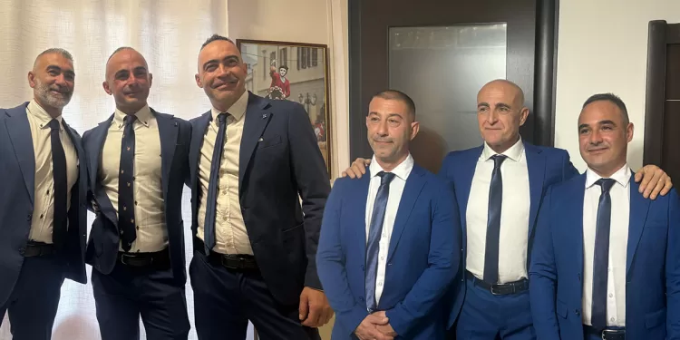 I componidoris Daniele Mattu (sx) e Graziano Pala (dx) con i compagni di pariglia