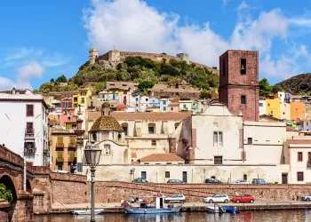 Il Castello dei Malaspina a Bosa. ©AdobeStock | andrzej2012
