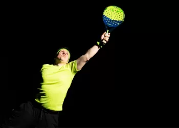 Filippo Salaris in “Onora il padel”