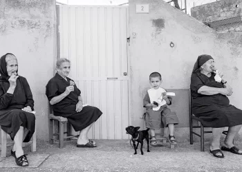 Pozzomaggiore, 2002. ©Giuseppe Onida