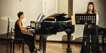 Chiara Lacertosa al pianoforte e Marianna di Ruvo al saxofono