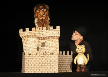 “Il gatto con gli stivali” della compagnia Tieffeu. ©Gianni Biccari Puppet Foto
