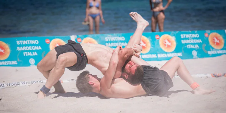Torneo Internazionale “Sardinia” di Beach Wrestling a Stintino. ©Alessio Dalerci